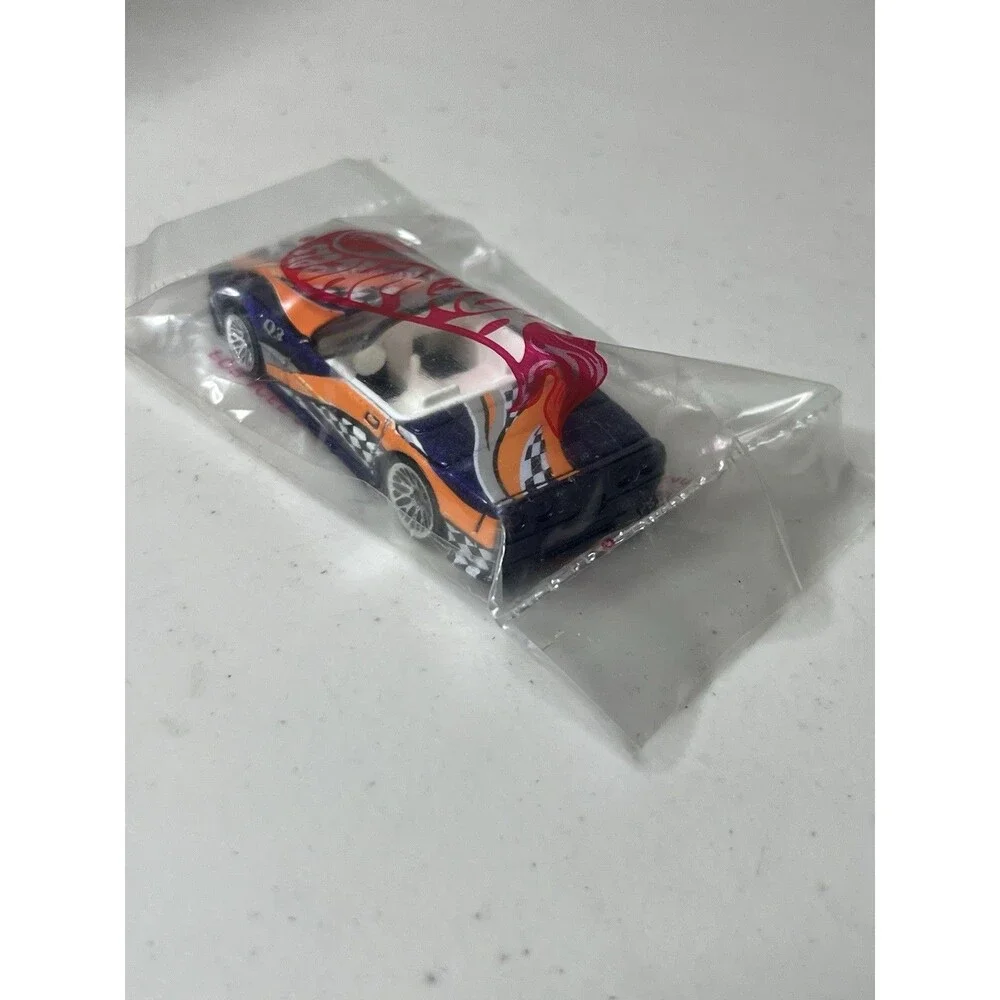 Hot Wheels Custom Corvette 98 Bonus Car Q3 NEw